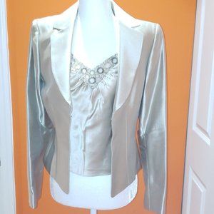 Tahari embellished Grommet champaigne skirt suit 3 piece Set size 4 NWOT